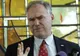 Hillary Clinton l-a ales pe senatorul de Virginia Tim Kaine pentru postul de vicepreședinte