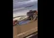 A vrut să deschidă ușa la mașină. S-a cutremurat! Ce se ascundea sub mâner. A luat-o imediat la fugă