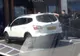 Li s-a părut ceva suspect la o mașină parcată. Când s-au apropiat, au plâns. ”Nu se poate”