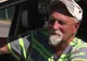 Un om al străzii și-a uitat geanta în taxi. Șoferul a deschis-o.A încremenit când a văzut ce conține