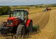 Filmarea făcută de un fermier, în timp ce era cu tractorul pe câmp. A crezut că e ceva magic!