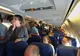 Avion EVACUAT de urgenţă, din cauza unui pachet suspect aflat sub scaunul unui pasager