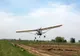 Avion de mici dimensiuni, ATERIZARE forţată pe un câmp din Argeş
