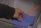 Această femeie pune 3 bureți în frigider. Când o să vezi ce se întâmplă o să vrei să faci la fel