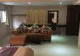 Au simțit un miros ciudat în camera de hotel, dar au înnoptat acolo. Au făcut greșeala vieții