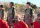 Imagini şoc: copii folosiţi de ISIS drept călăi. Unul dintre ei, un britanic blond cu ochi albaştri