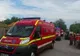 O fetiţă care şi-a pierdut picioarele într-un accident, plimbată între spitale