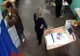 Frauda de la alegerile din Rusia, surprinsă de camerele de supraveghere