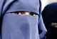 Doi bărbaţi au atacat, la Barcelona, o femeie însărcinată care purta niqab