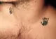 Motivul emoţionant pentru care un tătic şi-a făcut două tatuaje neobişnuite. Îţi dau lacrimile!