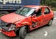 Aproape de dramă. Cântăreţ român, grav accident auto. În maşină mai era un artist