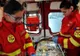 O  multinațională a donat "plămân artificial" și uniforme pentru voluntarii SMURD