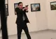 Mesajul HALUCINANT strigat de asasinul ambasadorului rus în Turcia: "Allahu akbar...murim..."