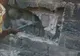 Se auzeau ţipete din zid. După 3 zile, au spart peretele cu un baros. Ce a ieşit din moloz