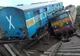 Cel puţin 43 de oameni au fost răniți după ce un tren a deraiat