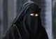 Angela Merkel vrea să interzică vălul islamic în Germania