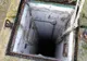 Au cumpărat o casă nouă și au găsit în grădină un bunker. Au coborât 5 m sub pământ și au înlemnit
