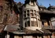 A găsit un vechi castel belgian, abandonat. Legenda spune că e bântuit. ŞOC când a intrat în el
