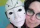 O femeie s-a îndrăgostit de un robot şi vrea să se căsătorească cu acesta
