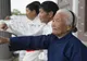 Bunicuța kung-fu. Are 94 de ani și își apără vecinii de hoți