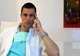E medic specialist, dar dintr-un motiv incredibil are probleme cu pacientele sale