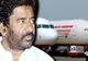 Un parlamentar din India l-a lovit cu papucul de 25 de ori un angajat Air India. Cum se apără