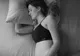 Această imagine s-a viralizat imediat! Motivul pentru care un bărbat şi-a fotografiat soţia dormind