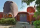 Şi-au cheltuit toţii banii ca să ridice casa lui Fred Flintstone în realitate. Interiorul e FABULOS