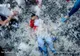 AFP a publicat aceeastă fotografie făcută pe 1 aprilie, în Bucureşti. Ce semnifică, de fapt 