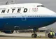 United Airlinies își despăgubește clientul scos cu forța de pe locul lui