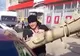 Un bărbat din Rusia a umplut maşina soţiei cu ciment! Femeia şi-a schimbat numele pentru o promoţie