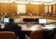 Comisia Juridică a deputaţilor a decis: Aleşii îşi pot angaja rudele în Parlament