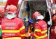 Explozie într-un bloc din Brașov. Două persoane cu arsuri, transportate la spital
