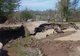 În doar 24 de ore, groapa din fundaţia drumului a ajuns la 60 de cm la aproape 2 metri. Explicaţia