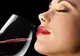 Noua modă printre iubitorii de vin roșu. Pune sare în băutură. Efectul e incredibil