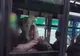 Bătaie ca în filme într-un mijloc de transport în comun! Mai mult femei s-au păruit în văzul tuturor