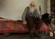 Omul ăsta are 100 de ani, a cerşit toată viața, dar nu a cheltuit niciun leu. Ce a făcut cu banii