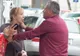 Liberalul care a agresat o femeie pe stradă, promovat în conducerea unei filiale judeţene 