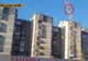 Vâlcea: Autoritățile, puse pe jar de un bărbat care s-a urcat pe o macara și amenința că se sinucide