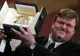 Michael Moore pregătește un nou Fahrenheit. Regizorul vrea să-l „dărâme” pe Trump