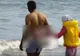 Ce au văzut oamenii la mare, la Cap Aurora. ŞOC! Ce avea acest bărbat la spate.Salvamarii, în ALERTĂ