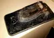 De ce să NU vorbeşti niciodată la telefon în timp ce se încarcă
