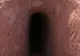 A găsit o peşteră în deşert.A intrat şi l-a descoperit: trăia acolo de 25 ani. ŞOC! Ce avea în jur