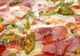 Cea mai amuzantă comandă de pizza. Ce i-a cerut un bărbat curierului, pe lângă mâncare