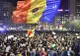 SUTE de protestatari #REZIST au manifestat în fața sediului PSD