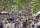 REVOLTĂ. Turiștii din Barcelona, bombardați cu ouă de localnicii covârșiți de aglomerație