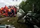 GALERIE FOTO. Accident cumplit pe DN1. Traficul, blocat pentru aterizarea unui elicopter SMURD