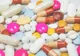 Ce se întâmplă, de fapt, dacă iei medicamentele cu suc în loc de apă