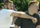 Reporter lovit cu brutalitate în timp ce transmitea în direct