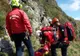 VIDEO. Imagini spectaculoase din timpul operațiunii de salvare a tinerei care a căzut în prăpastie